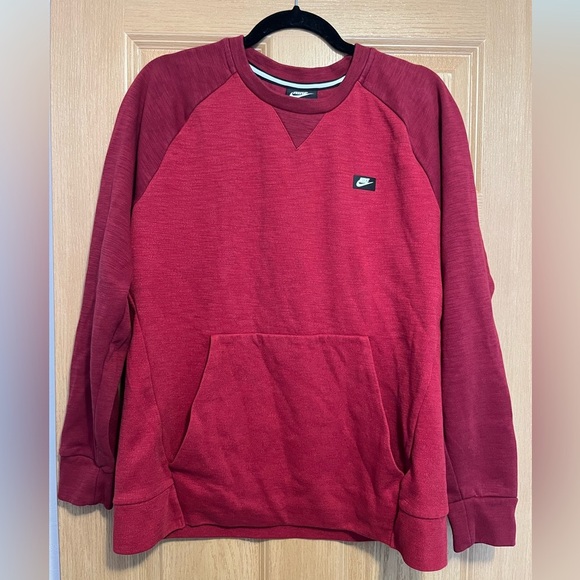 Nike Sweatshirt Men's Red Sportswear Optic Crew Neck Pullover Sweater - Picture 1 of 11